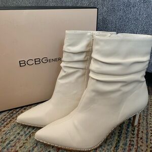 BCBG White Boots Sz 8.5 - Brand New